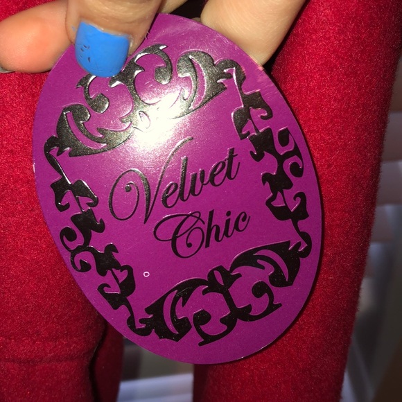 Red velvet Chic coat - Picture 2 of 6